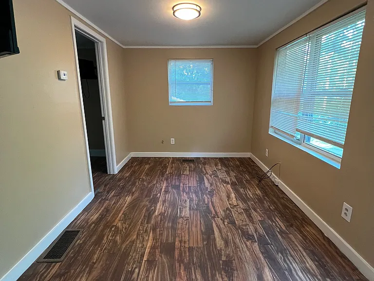 37 Derring Cir — Photo 3