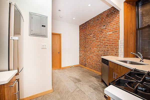 1st image of 110 Madison St #7AA