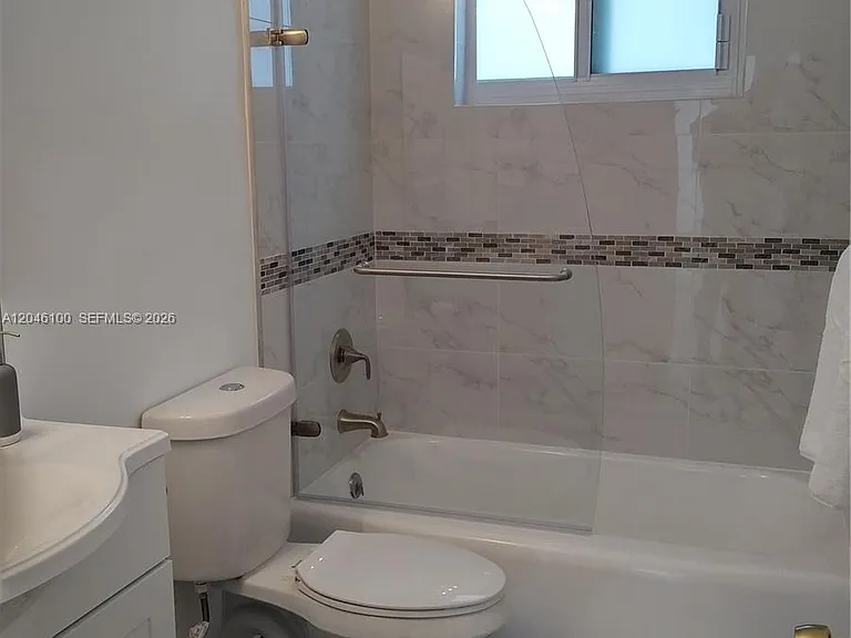 1830 S Treasure Dr #21 — Photo 16