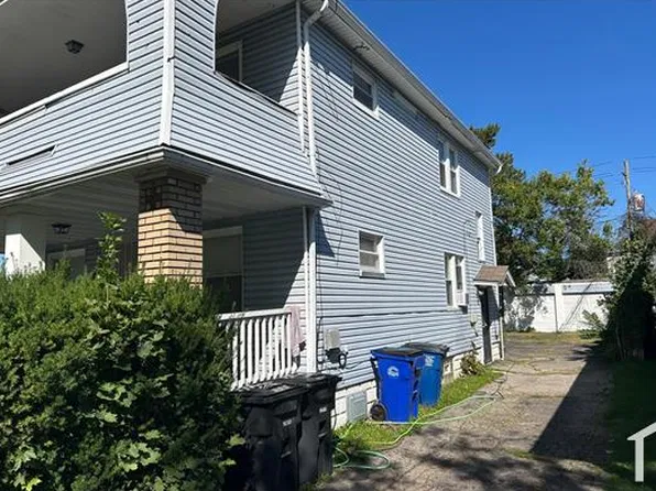 4067 E 143rd St Unit 1, Cleveland, OH 44128