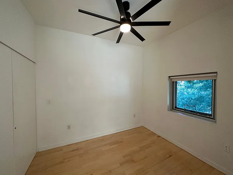1001 E 17th St #132 — Photo 18