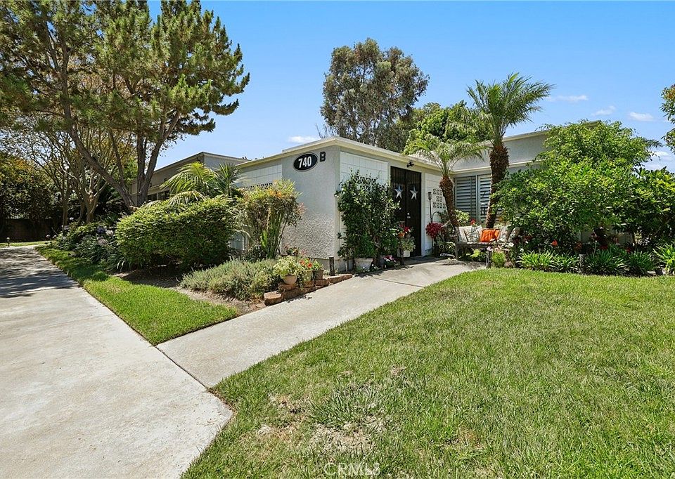 1st image of 740 Avenida Majorca Unit B