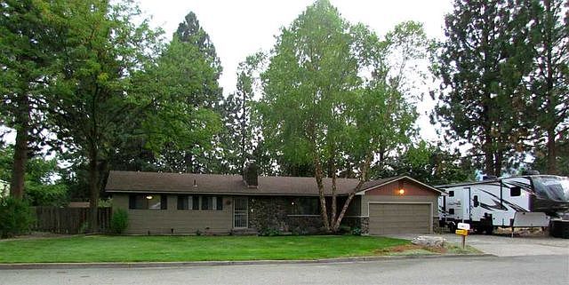 1st image of 11106 E 36th Ave