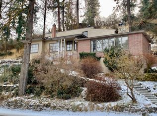 1949 Lakeshore Dr, Klamath Falls, OR 97601