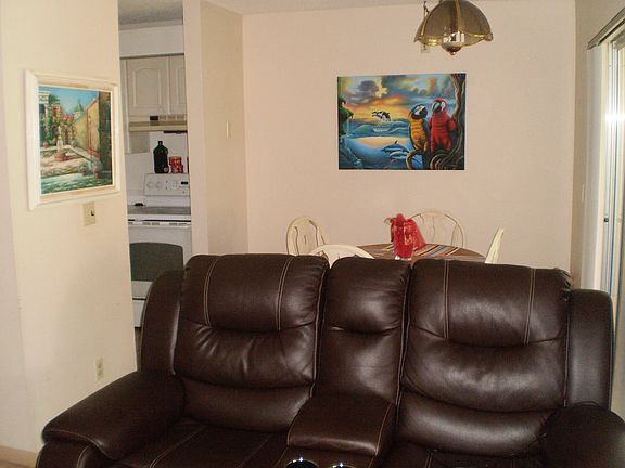 5th image of 6500 Chasewood Dr. #B