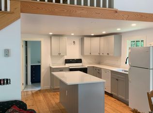 823 South Rd, Peru, VT 05152