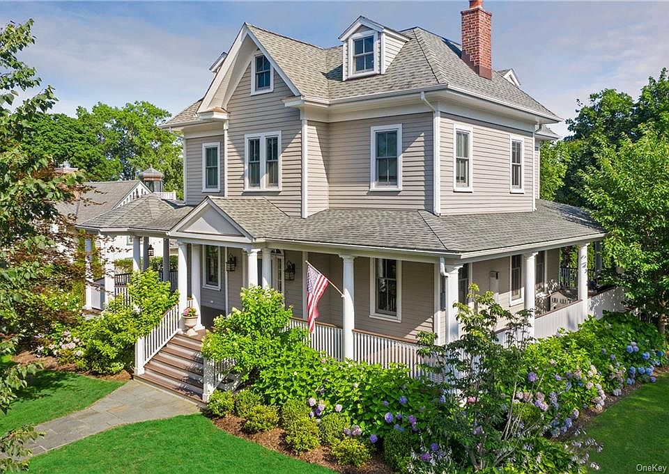 1st image of 9 Helena Ave