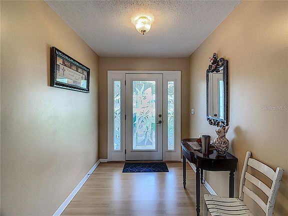 5th image of 5743 Sands Point Dr