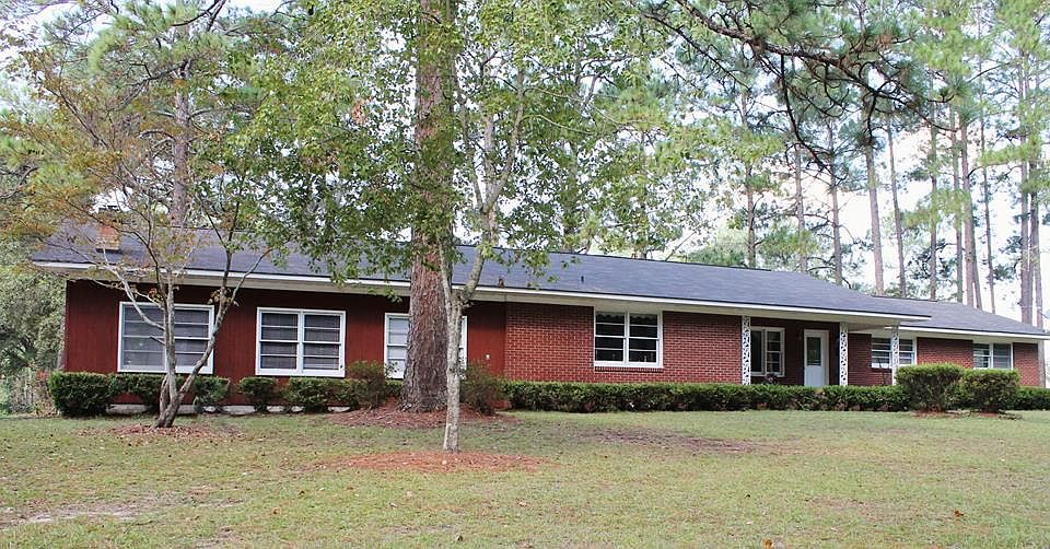 1st image of 1615 N Cheney Dr
