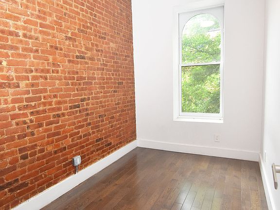 4th image of 36 W 119th St #5B
