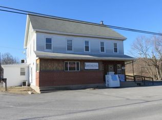 1424 W Lizard Creek Rd, Lehighton, PA 18235