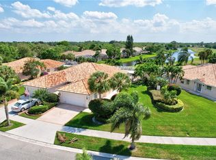 8253 SE Double Tree Dr, Hobe Sound, FL 33455