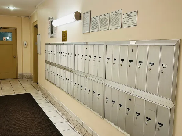 71-11 Yellowstone Boulevard image 9 of 9