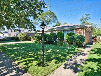 9416 Leamington St, Skokie, IL, 60077