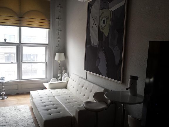 3rd image of 77 Court St APT 5