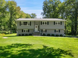 257 Smith Ridge Rd, South Salem, NY 10590