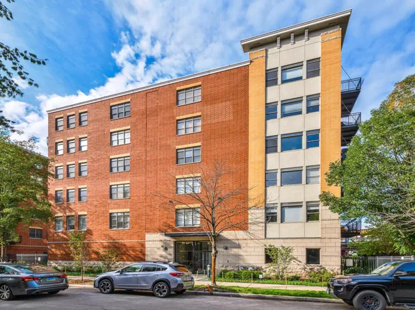2300 W Saint Paul Ave APT 504, Chicago, IL 60647