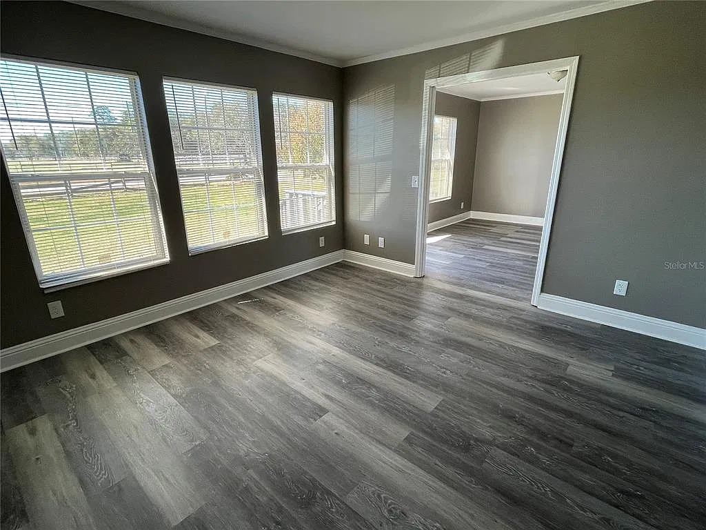 3 bed, 3.0 bath, 1664 sqft, $1,999 — Photo 4
