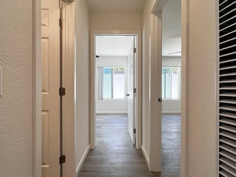 Florida Street Apartments — Photo 46