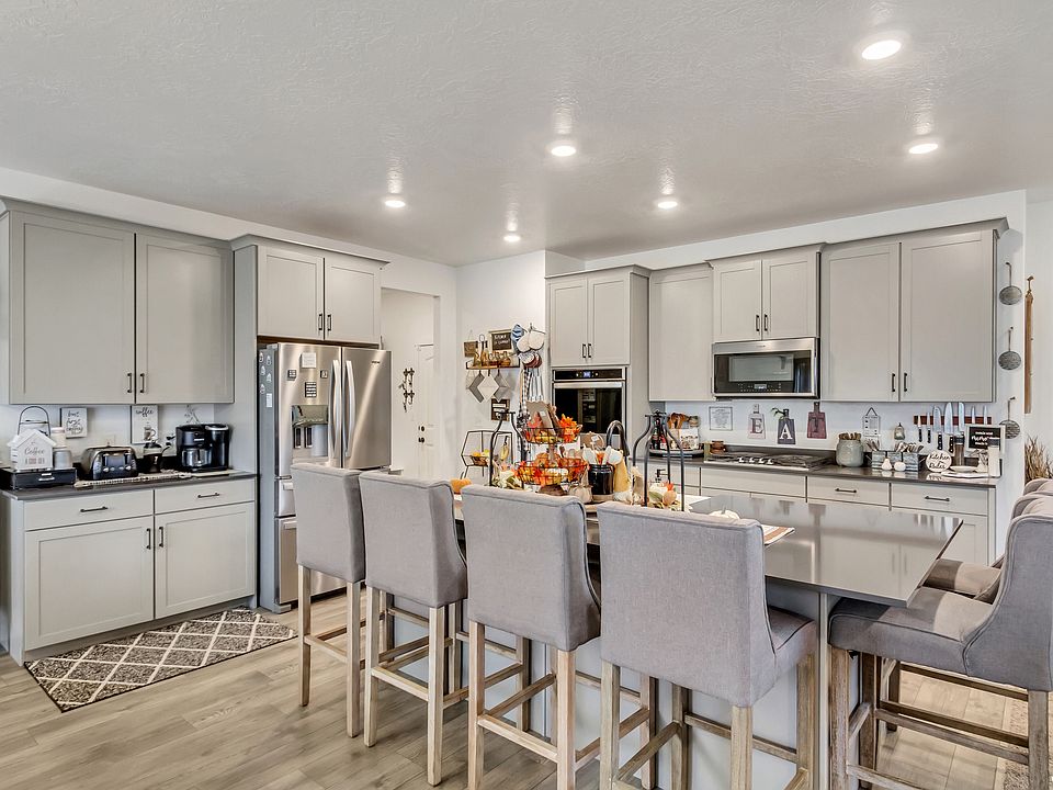 298 W Cottage Ct S, Santaquin, UT 84655 MLS 1966955 Zillow