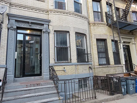 Rented by Space Real Estate | media 23