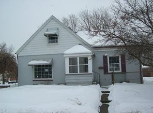 2905 3rd St, Wayne, MI 48184