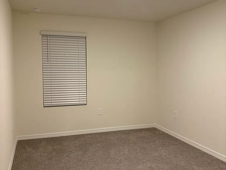 5124 SW 48th Ln — Photo 10