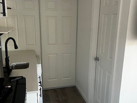 5th image of 7292 Oak Meadows Cir #7292