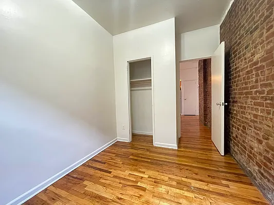 Rented by Best Apartments North Inc | media 43