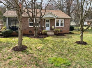 1704 Hazelwood Dr, Statesville, NC 28625