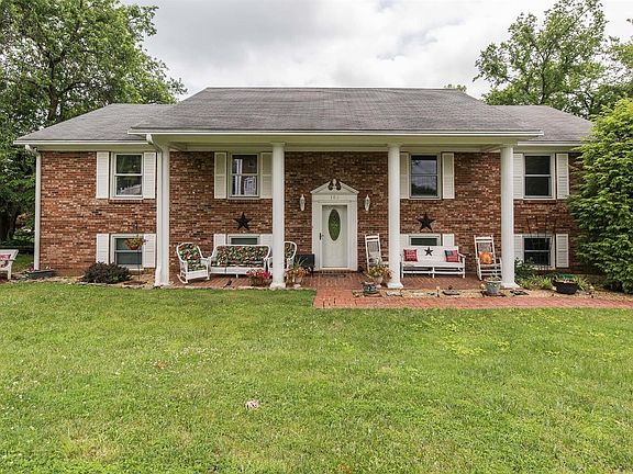 2nd image of 102 Forest Hill Dr