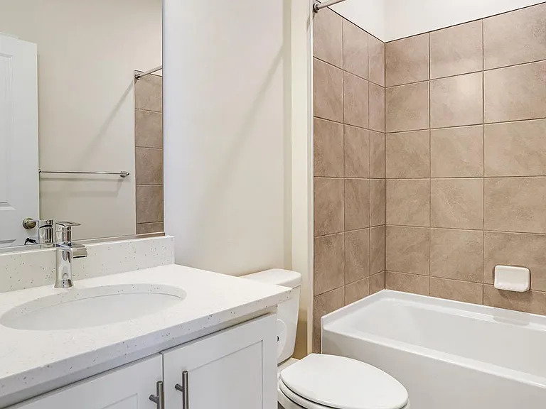 385 Ensemble Way — Photo 29
