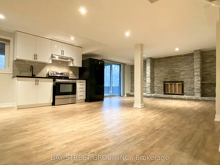 29 Carlton Rd #BASEMENT — Photo 11