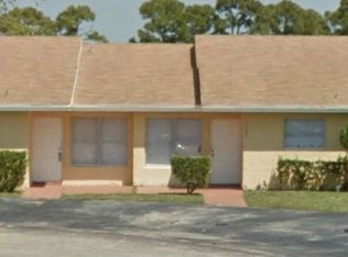 3687 Mil Lake Cir, Greenacres, FL 33463