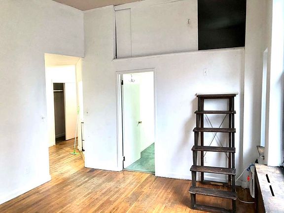 5th image of 67 W 73rd St APT 1A