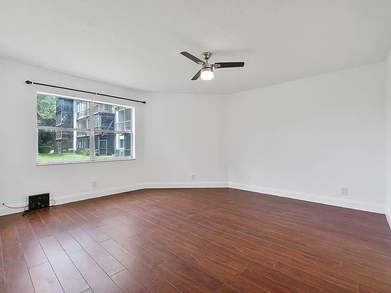 6260 S Falls Circle Dr #110 — Photo 11