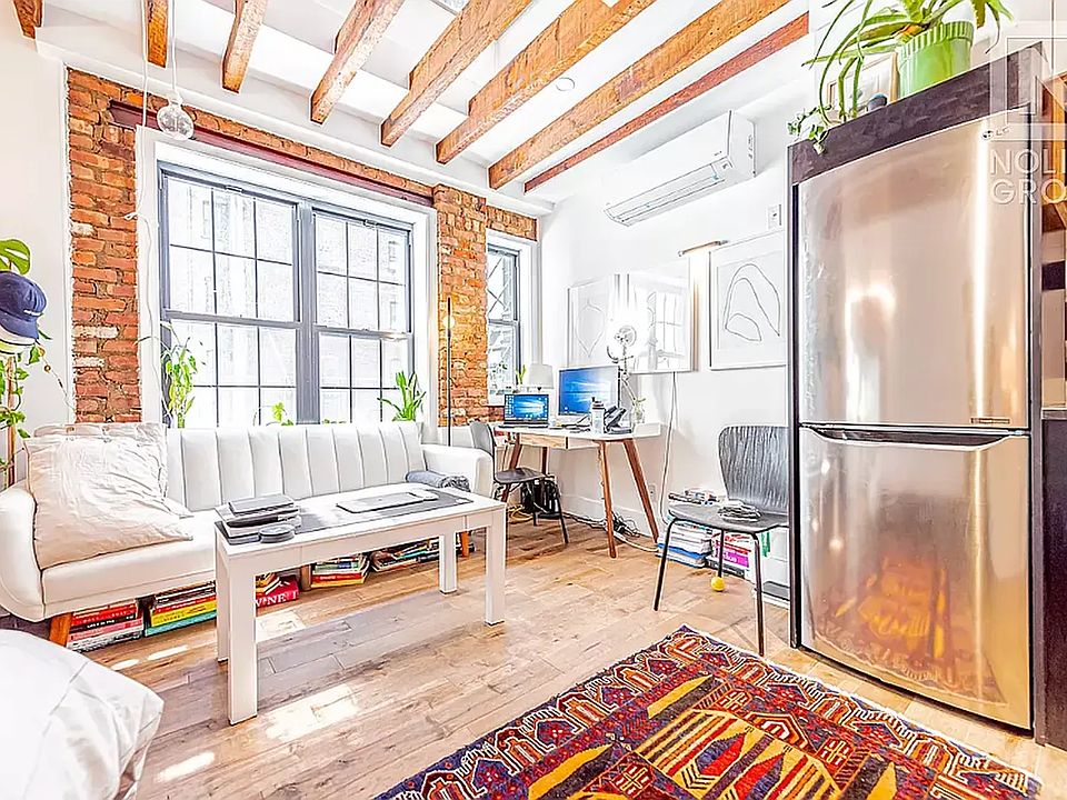 1st image of 152 W 49th St APT 6C