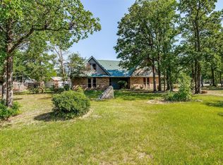 200 Saddle Hills Rd, Burleson, TX 76028