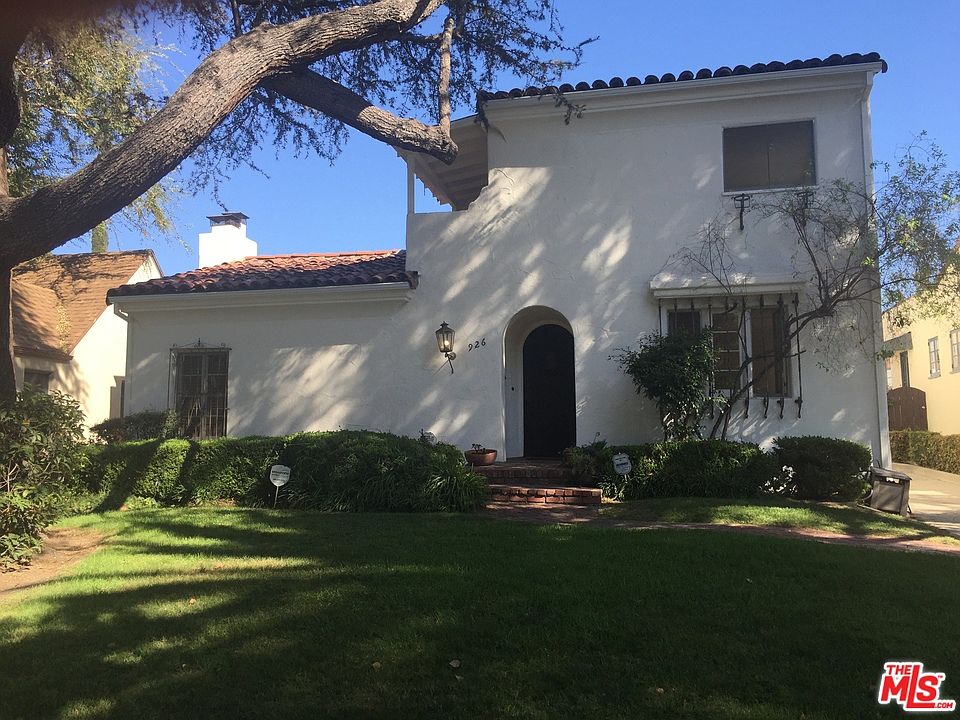 1st image of 926 Masselin Ave