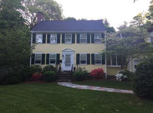 48 Whitelawn Ave, Milton, MA 02186