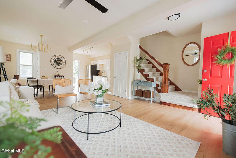 3rd image of 434 Morris Street