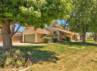 9201 Chestwall St, Orangevale, CA 95662