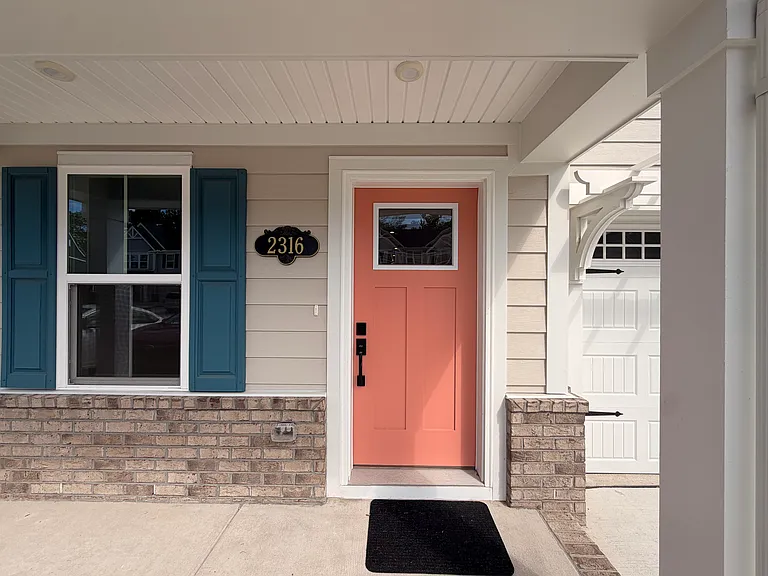 2316 Elowen Ln — Photo 2
