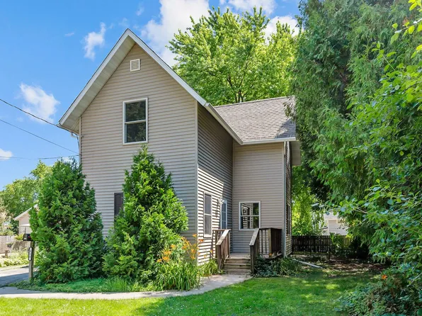 814 S Mason St, Appleton, WI 54914