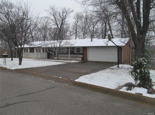 18 Crescent Dr, Viburnum, MO 65566