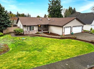 9135 Classic Dr NE, Lacey, WA