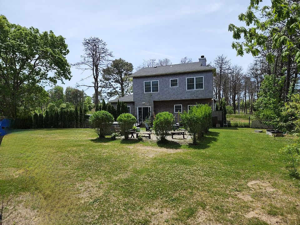 6 Seneca Dr, Hampton Bays, NY 11946 Zillow