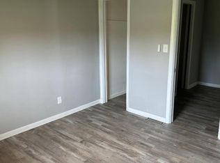 8200 Woodland Shore Dr APT 8, Brighton, MI