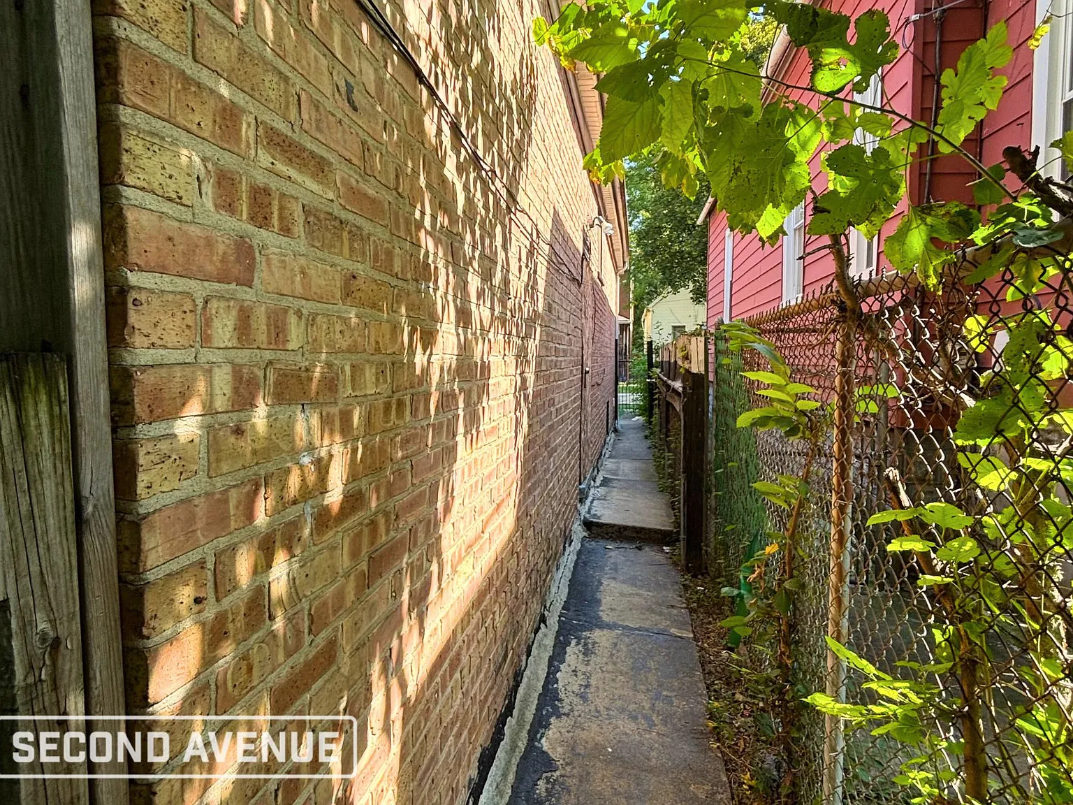 2 bed, 1.0 bath, 1000 sqft, $1,950 — Photo 2