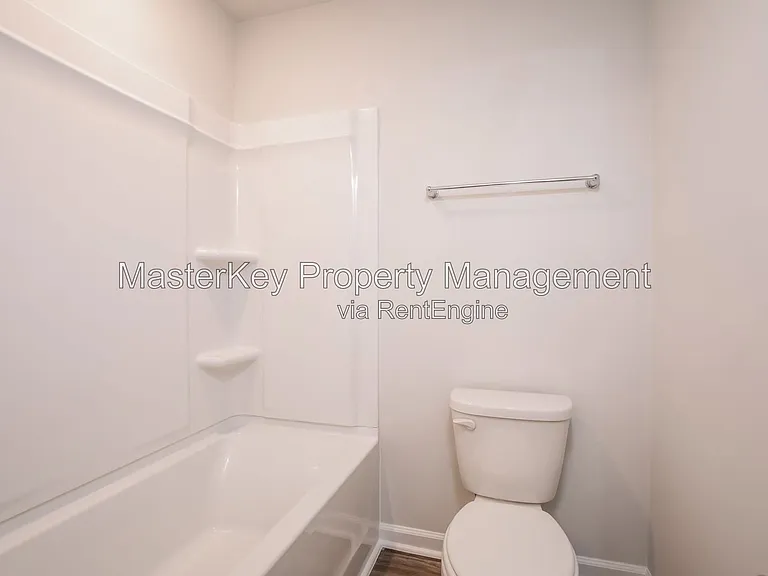 804 McKenzie Park Ter — Photo 26